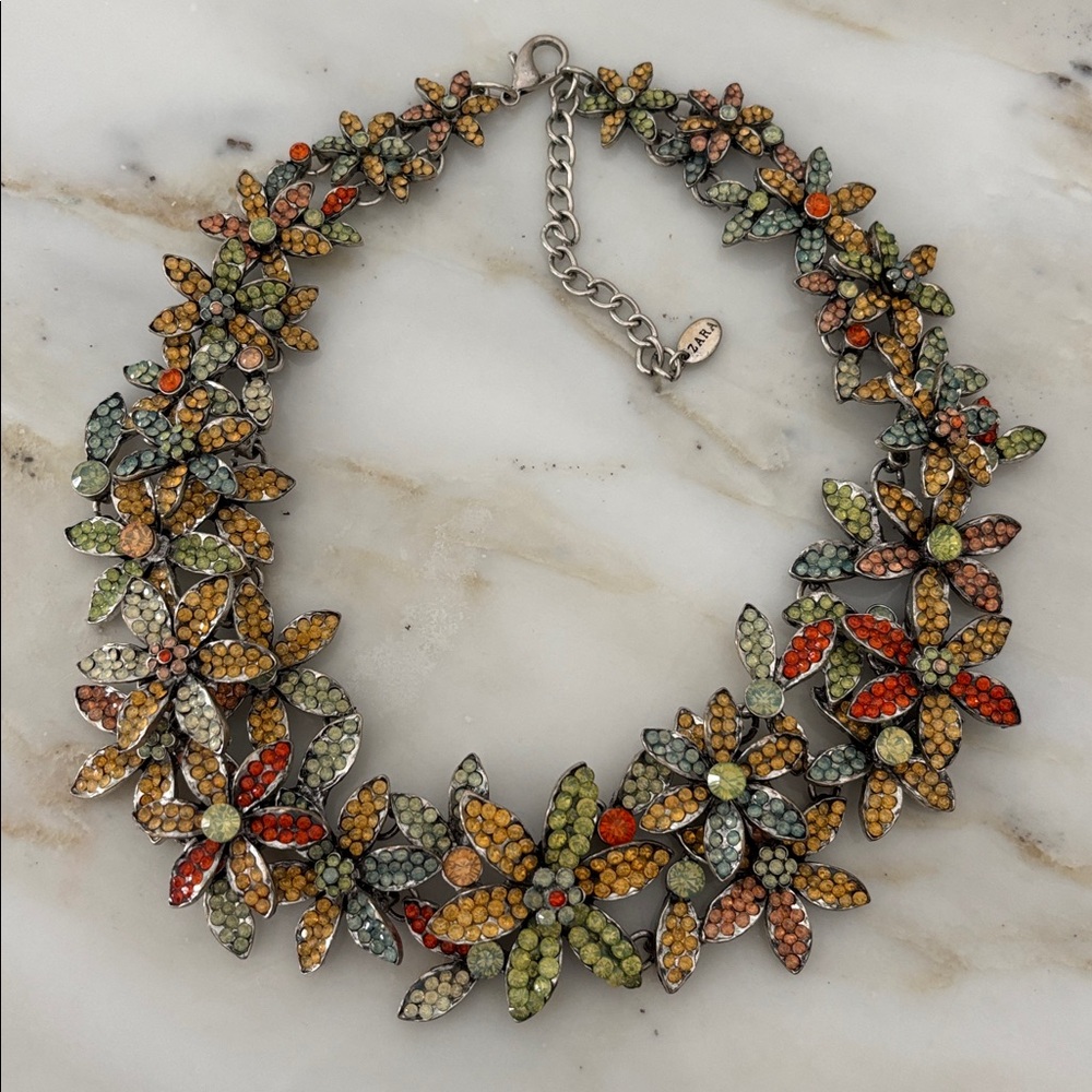 Floral Multicolor Statement Necklace by Zara